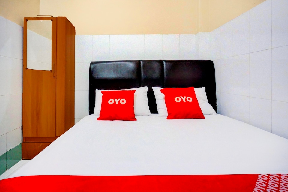 Collection O Darussalam Near Universitas Syiah Kuala Formerly Meurah Mulia, Banda Aceh, Banda Aceh