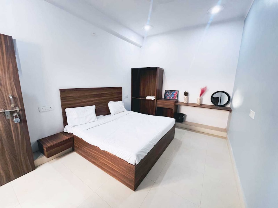 Hotel O Royal Galaxy, Farrukhabad, Farrukhabad