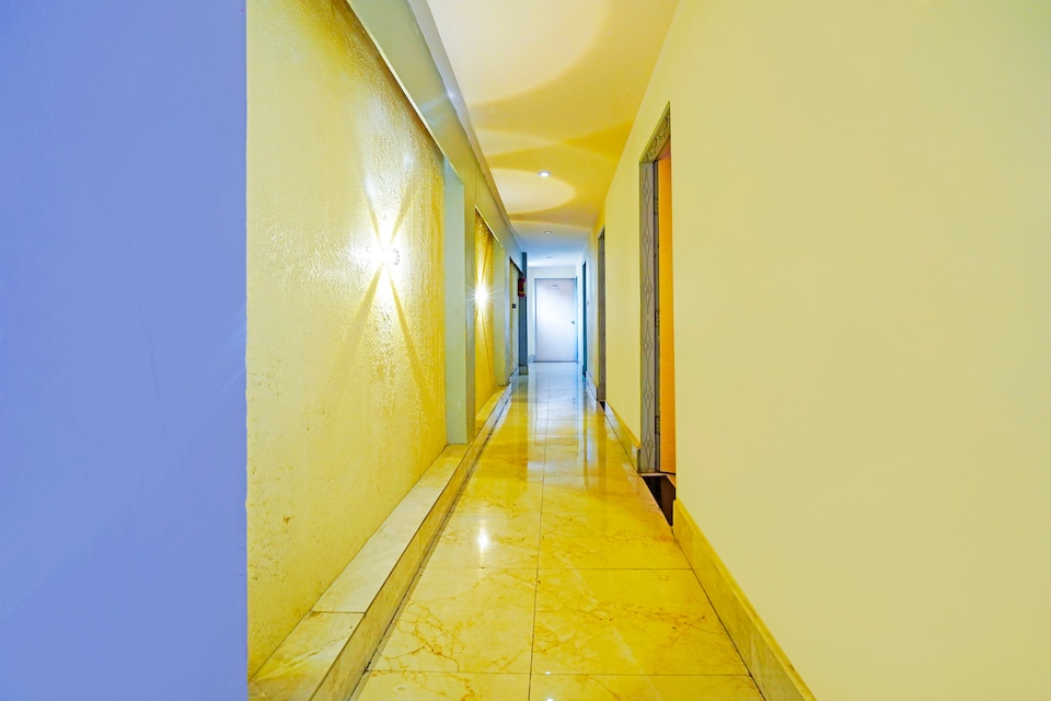 HOTEL O ROYAL PALACE, Bus Stand Nagpur, Nagpur