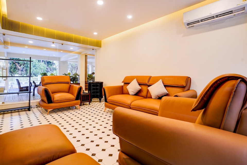 Hotel O  Dona Karen, Candolim Goa, Goa