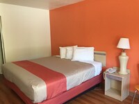Motel 6 Gainesville, GA