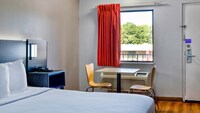 Motel 6 Gainesville, GA