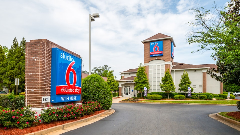 Studio 6 Roswell, GA - Atlanta, Roswell, Roswell