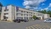 Motel 6 Norcross, GA