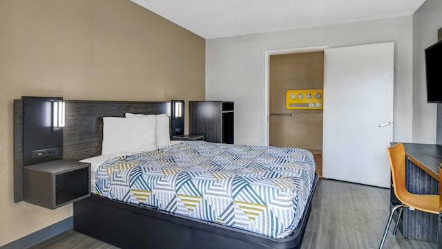 1 Queen Bed | ADA/RI Shower/Non-Smoking