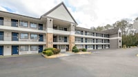 Motel 6 Columbus, GA - Columbus Airport