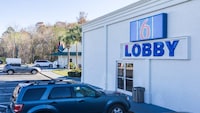 Motel 6 Townsend, GA