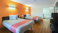 Motel 6 Savannah, GA - Midtown