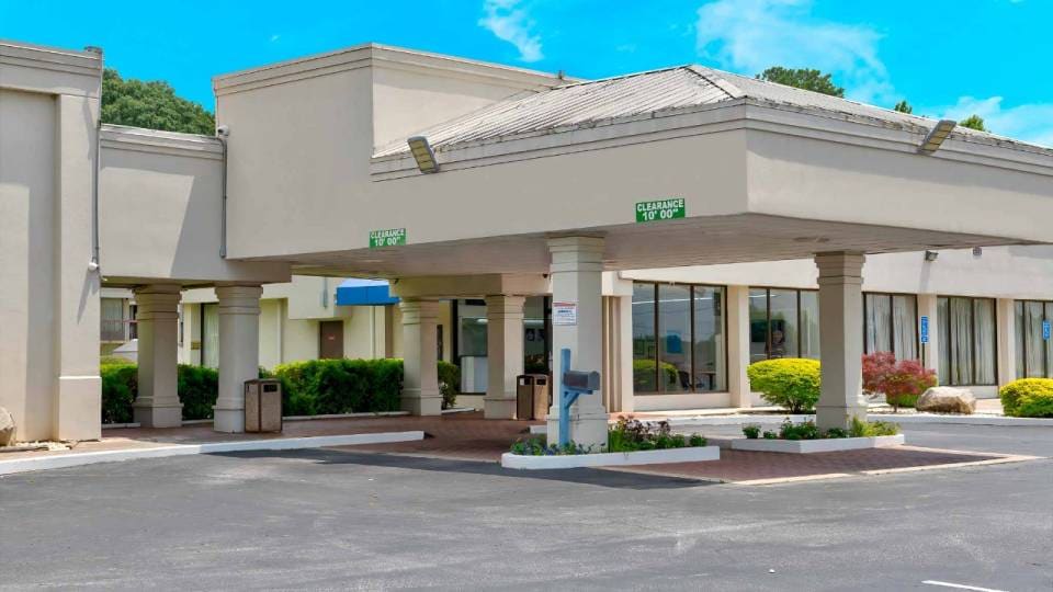 Motel 6 Conyers, GA, C30012, Conyers GA