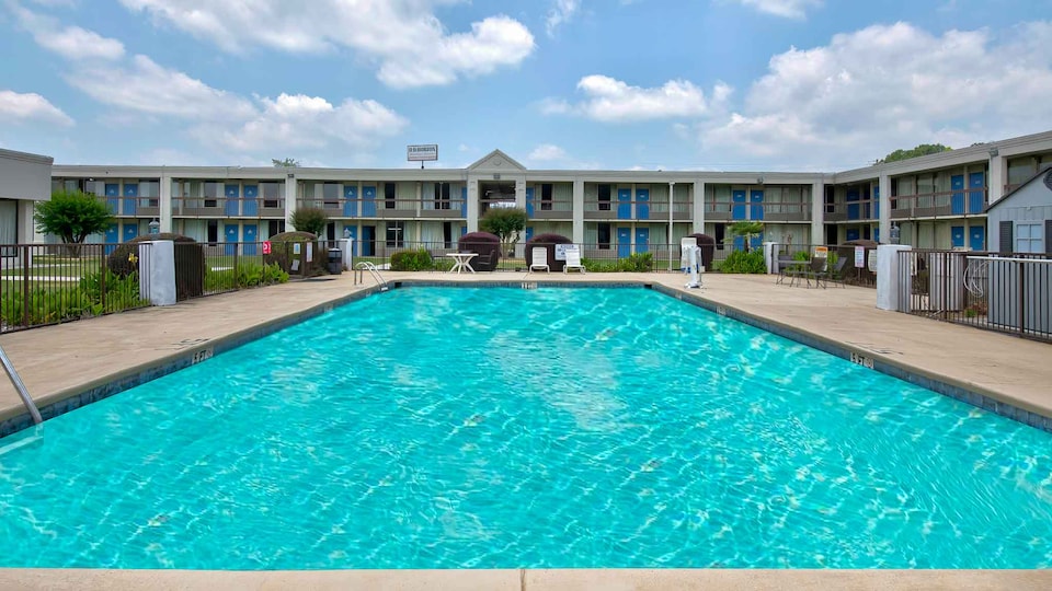 Motel 6 Conyers, GA, C30012, Conyers GA