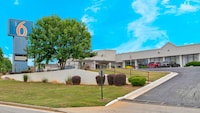 Motel 6 Conyers, GA