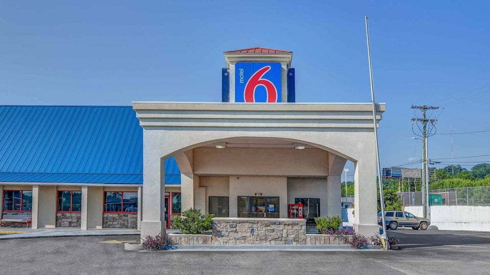 Motel 6 Calhoun, GA, C30701, Calhoun GA