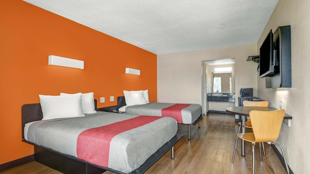 2 FULL BEDS | NON-SMOKING, MICFRIDGE