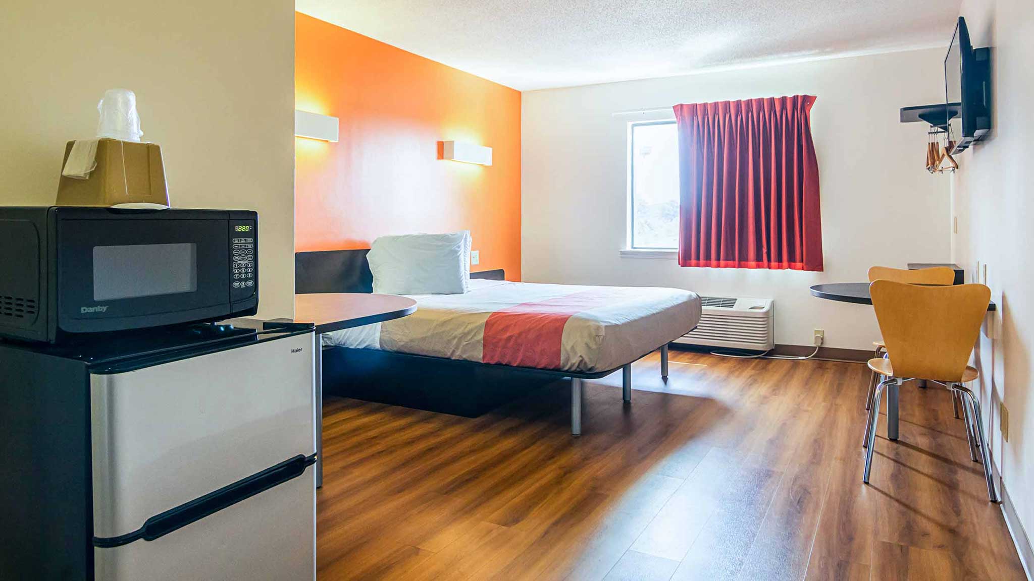 Motel 6 Jonesboro, GA, Motel 6 Jonesboro, Book @ $53