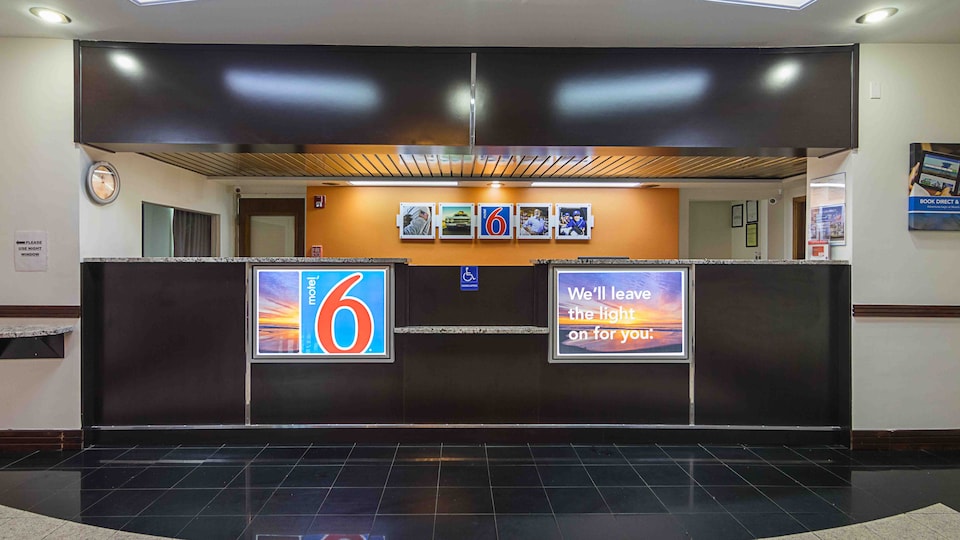 Motel 6 Decatur, GA, C30030, Decatur GA