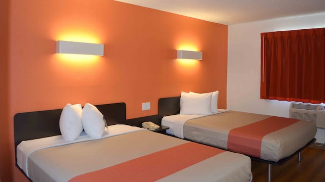 2 Queen Beds | Non-Smoking, Micfridge