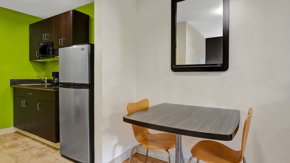 Studio 6 Extended Stay - Atlanta, GA - Chamblee, CHAMBLEE, CHAMBLEE