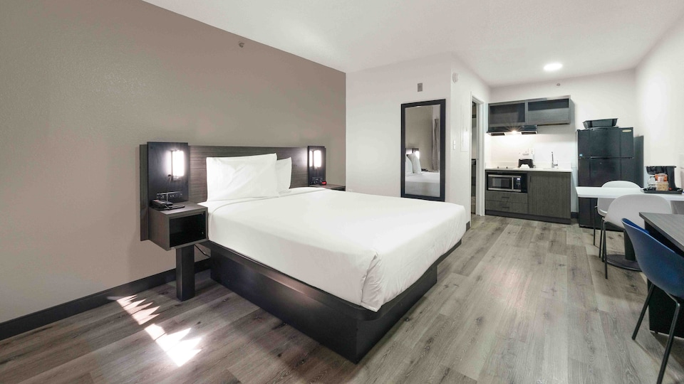 Studio 6 Extended Stay - Tucker, GA - Atlanta Northlake, Tucker, Tucker