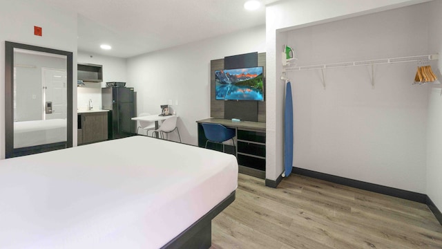 1 Queen Bed | ADA/RI Shower