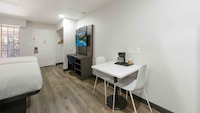 Studio 6 Extended Stay - Tucker, GA - Atlanta Northlake