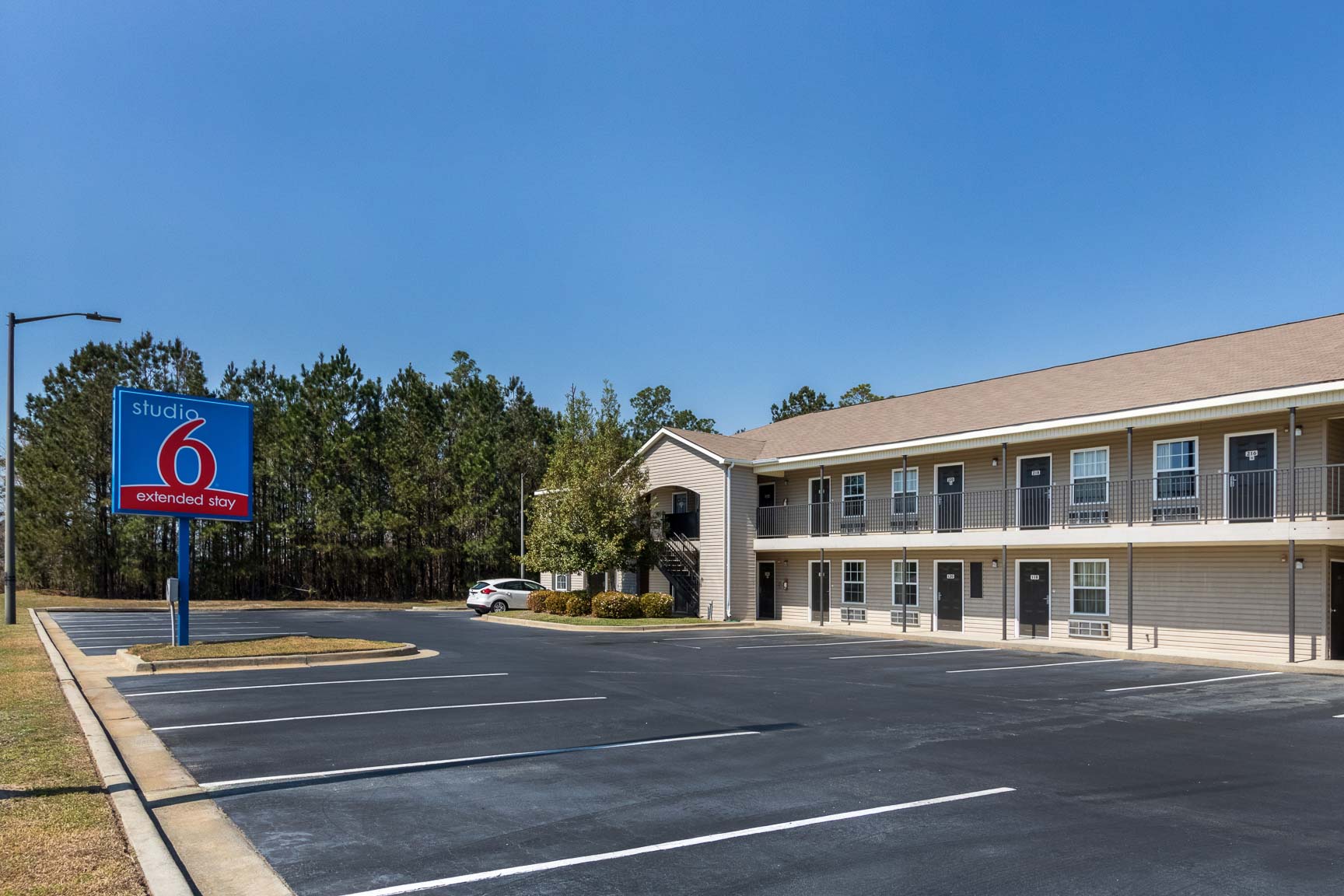 Studio 6 Statesboro, GA | Extended Stay & Weekly Rates