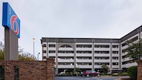 Motel 6 Columbus, GA - Downtown