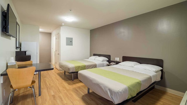 2 Full Beds | Non-Smoking, Kitchen