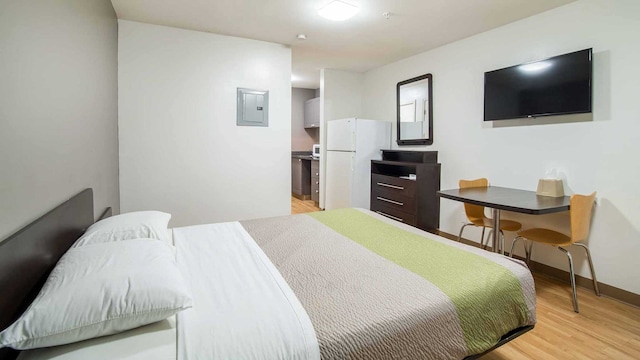 1 Queen Bed | Non-Smoking, Kitchen