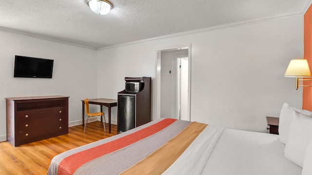 1 King Bed | Non-Smoking