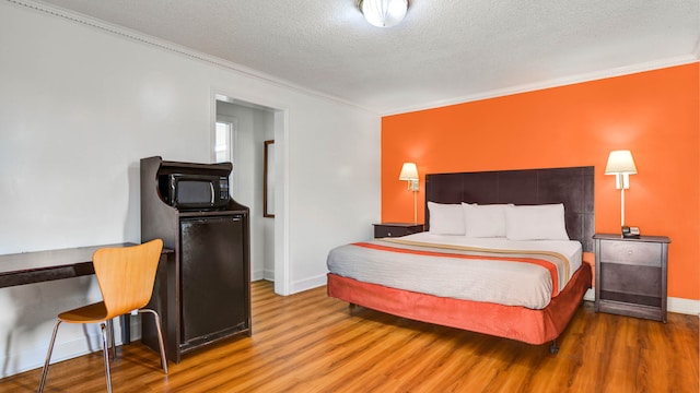 1 Queen Bed | Mobility Accessible Tub Nsmk