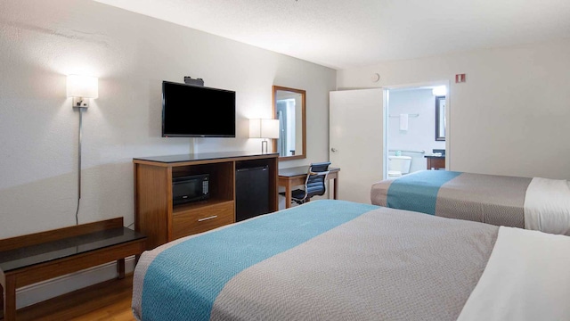 2 QUEEN BEDS | MOBIL ACCESS TUB NSMK MICFRIDG