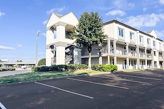 Studio 6 Suites Norcross, GA