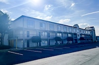 Studio 6 Suites Norcross, GA