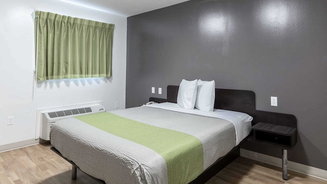 1 QUEEN BED | KITCHEN NON-SMOKING