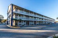 Studio 6 Savannah, GA