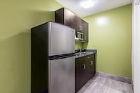 Studio 6 Extended Stay - Savannah, GA