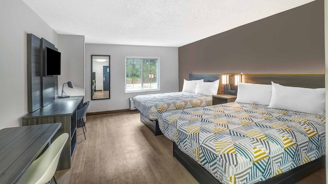 2 Queen Beds | Non-Smoking, Kitchen 