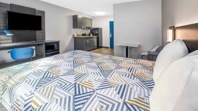 1 Queen Bed | Non-Smoking, Kitchen