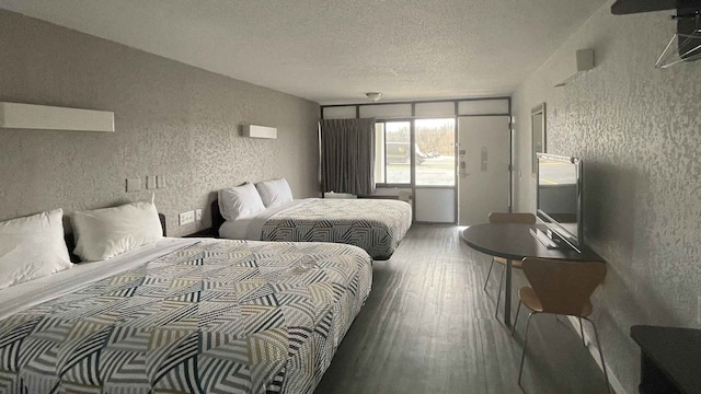 2 Queen Beds | Non-Smoking