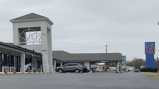 Motel 6 Sallisaw, OK