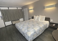 Motel 6 Sallisaw, OK