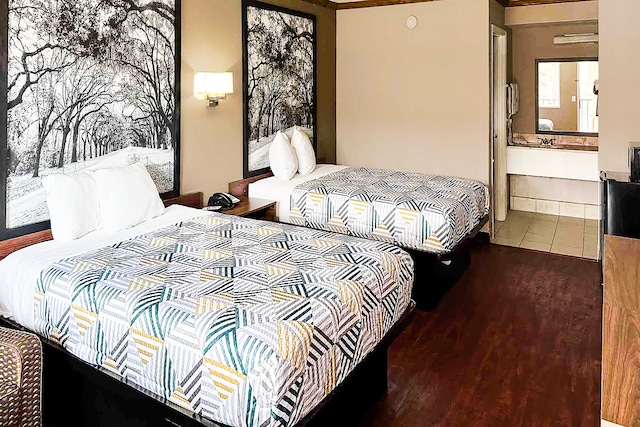 2 Full Beds | Smoking, Micfridge