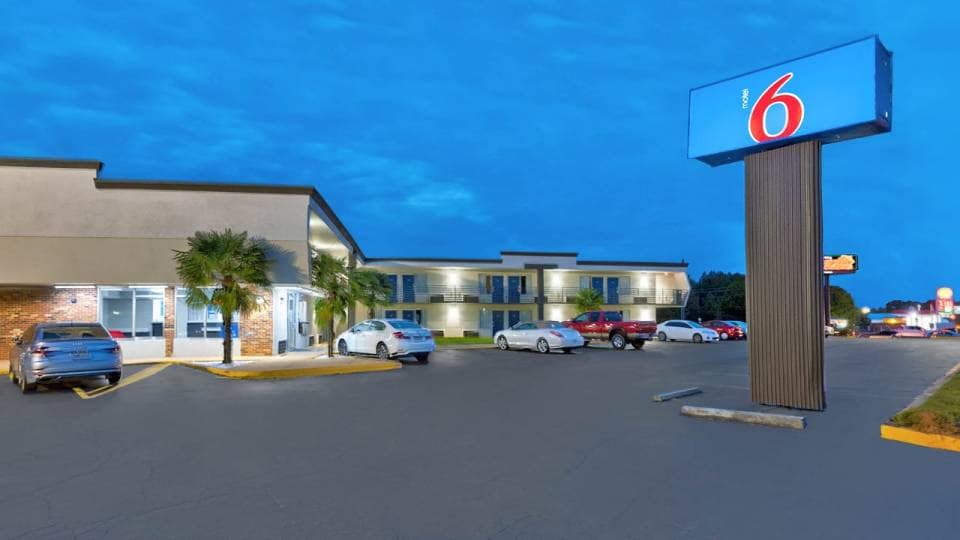 Motel 6 McDonough, GA, McDonough, McDonough