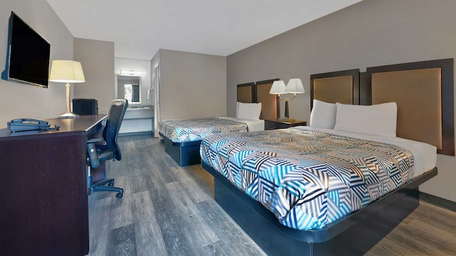 2 Full Beds | Smoking