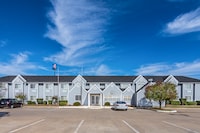 Motel 6 McAlester, OK