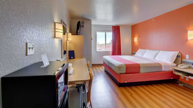 1 King Bed | Mobility Accessible Tub, Nsmk