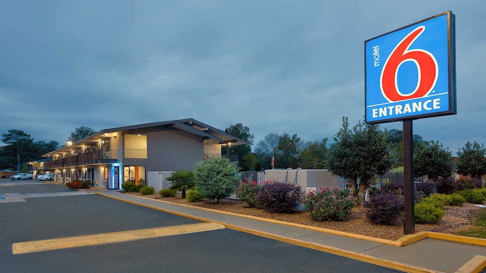 Motel 6 Columbus, GA, C31901, Columbus GA