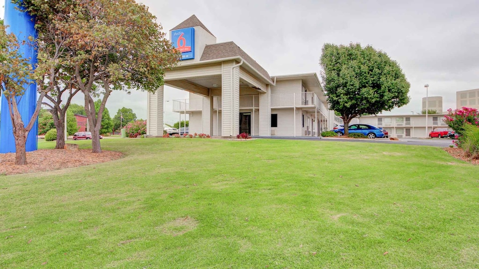 Studio 6 Midwest City, OK - Oklahoma City, C73110, Oklahoma City OK
