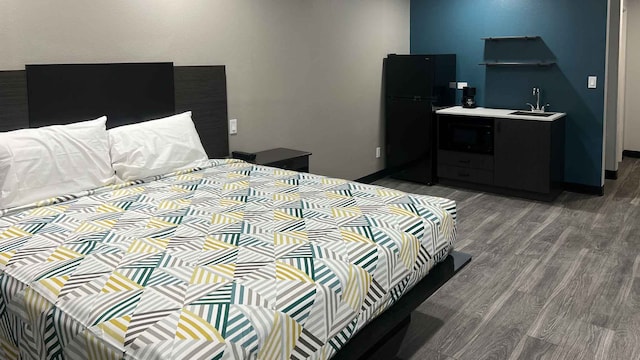 1 King Bed | Mobil Access Tub Nsmk Kitchen