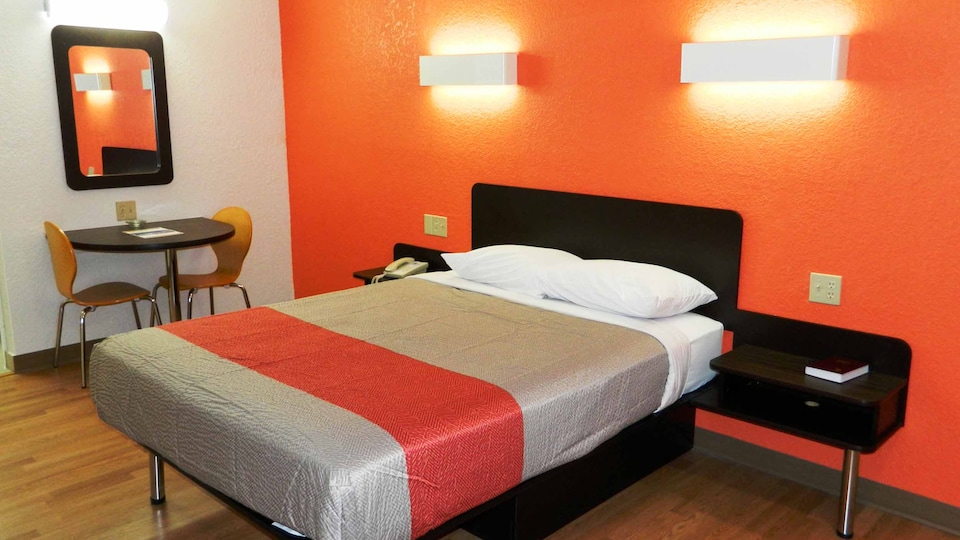 Motel 6 Oklahoma City, OK - Airport East, C73071, Oklahoma City OK